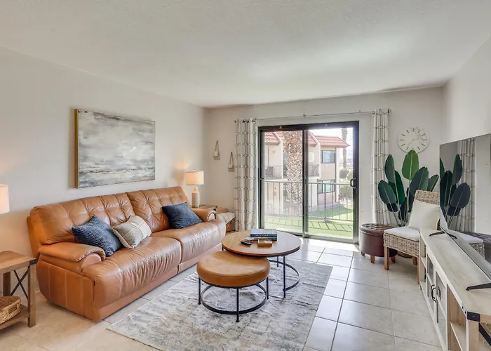 Ferienhaus < 2 Mi To London Bridge: Chic W/ Pool Access Lake Havasu City
