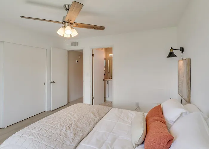Ferienhaus < 2 Mi To London Bridge: Chic W/ Pool Access Lake Havasu City