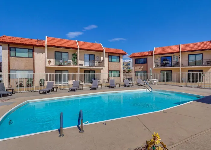 < 2 Mi To London Bridge: Chic W/ Pool Access * Lake Havasu City